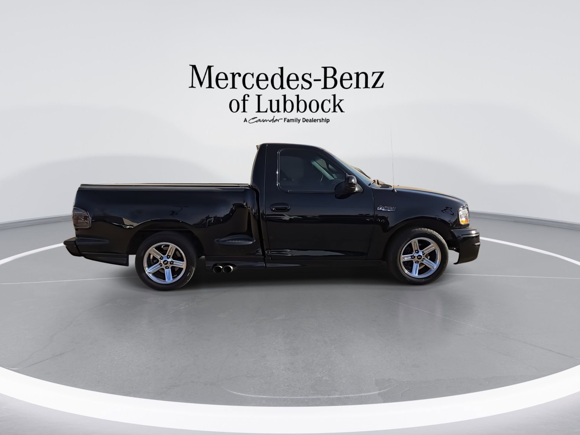 Used 2001 Ford F150 Lightning image 9