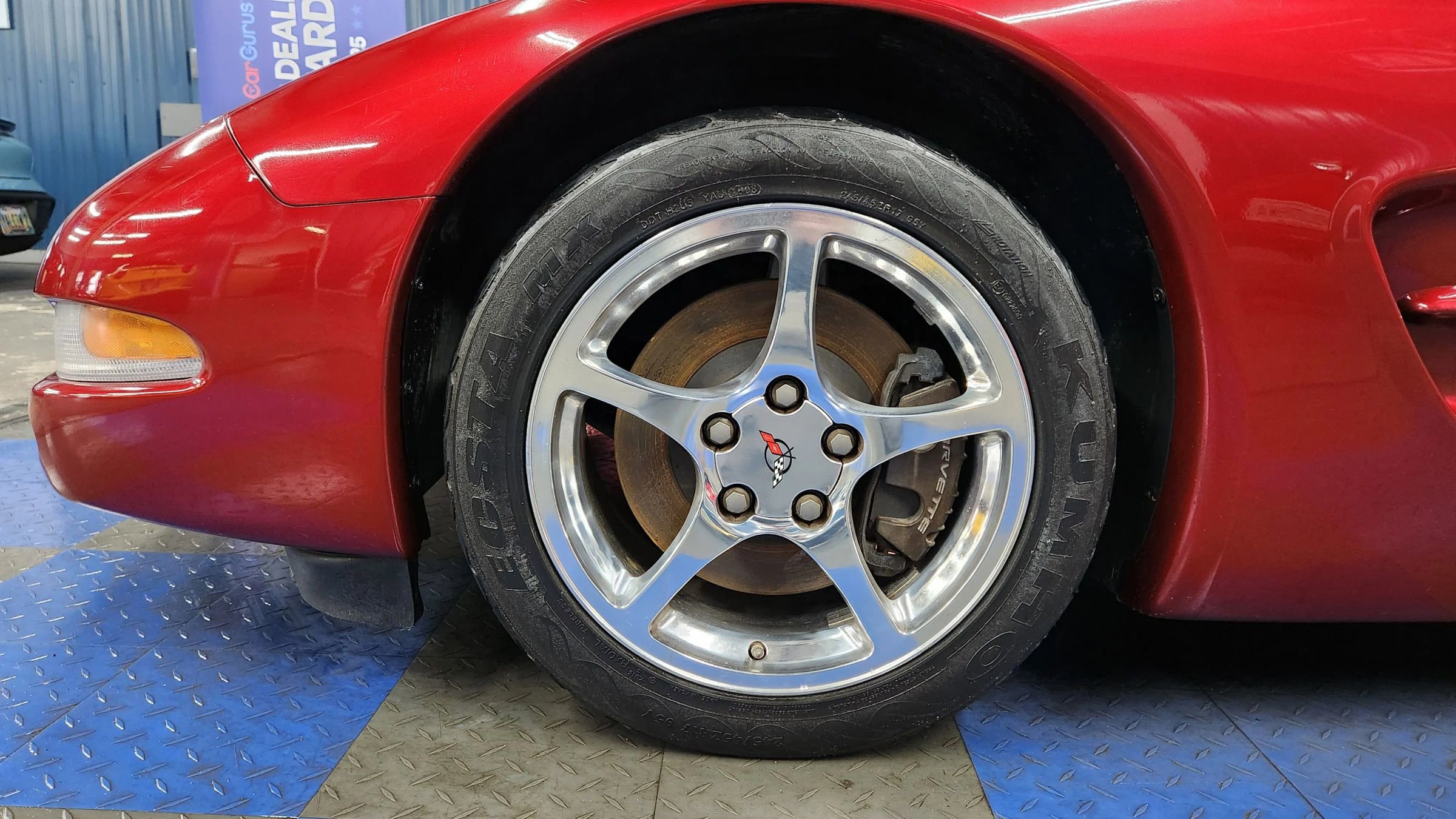 Used 2000 Chevrolet Corvette Coupe w/ Performance Handling Pkg image 57