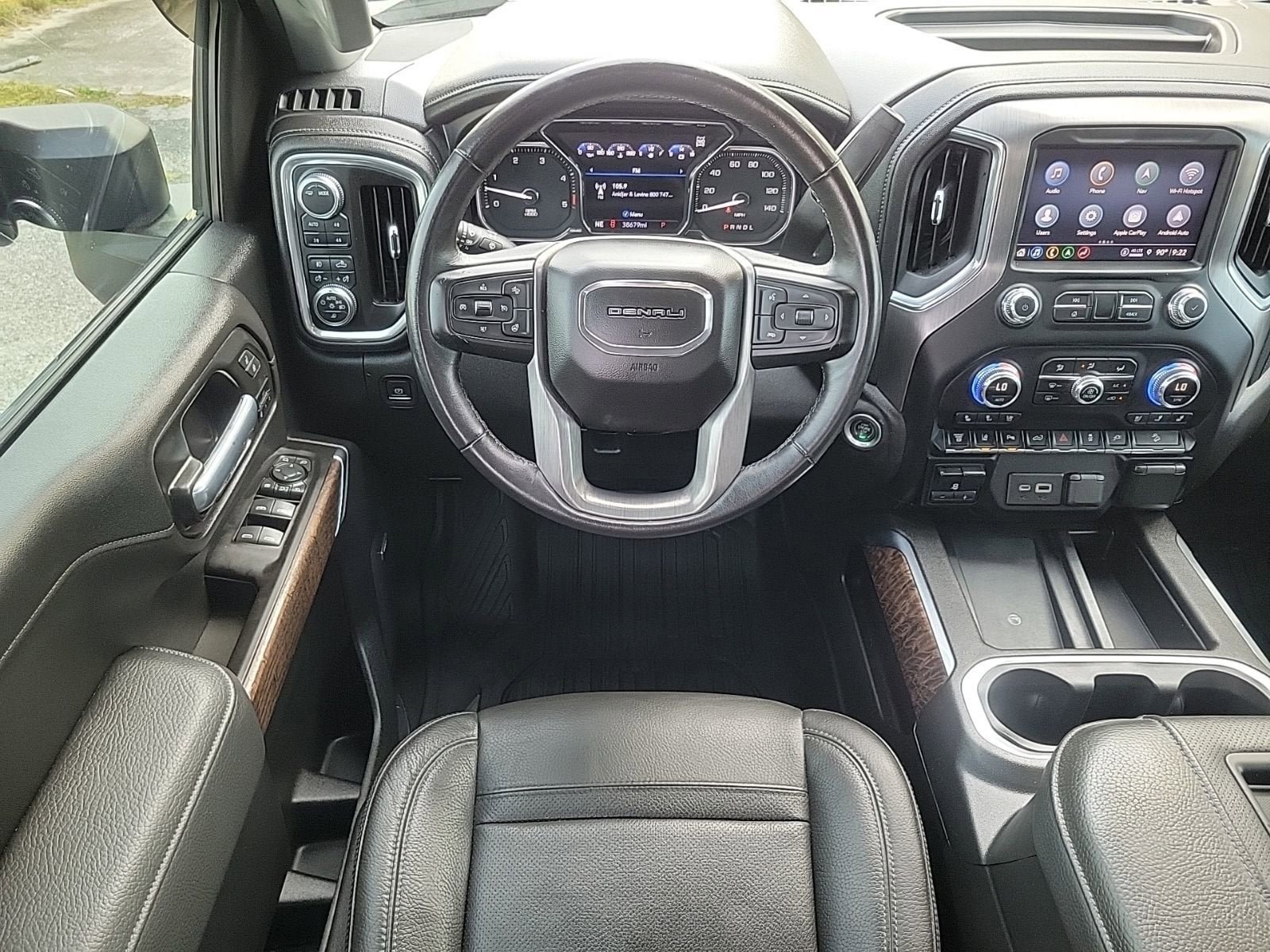 Used 2021 GMC Sierra 2500 Denali w/ Denali Ultimate Package AWD/4WD image 16