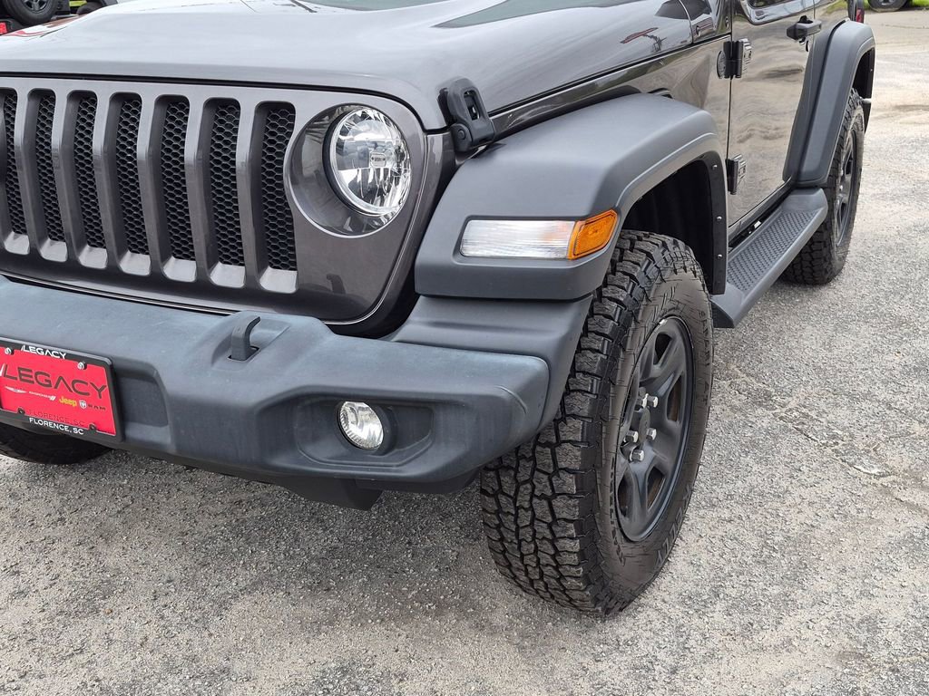 Used 2022 Jeep Wrangler Sport AWD/4WD image 9