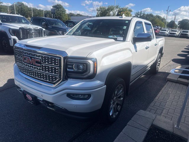 Used 2018 GMC Sierra 1500 Denali w/ Denali Ultimate Package AWD/4WD image 3