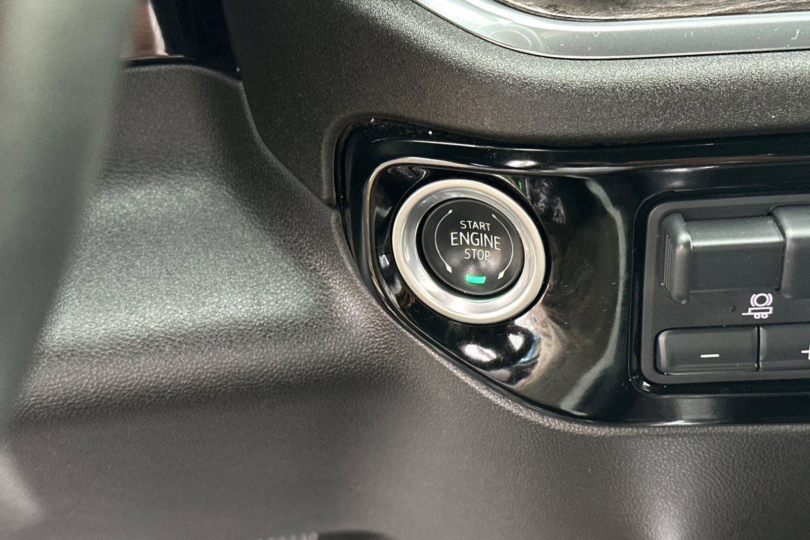 Used 2025 Chevrolet Silverado 2500 LTZ w/ Trail Boss Package image 30