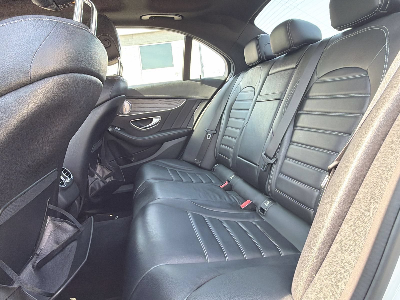 Used 2015 Mercedes-Benz C 400 4MATIC image 25