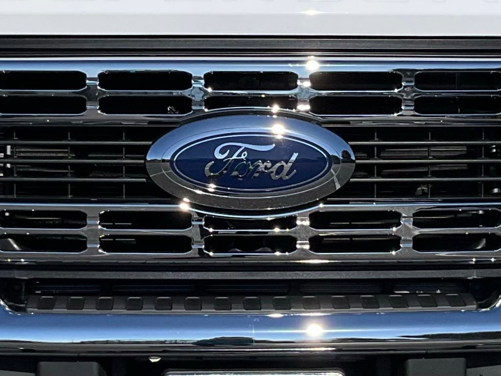 Used 2024 Ford F450 XL w/ XL Chrome Package image 66
