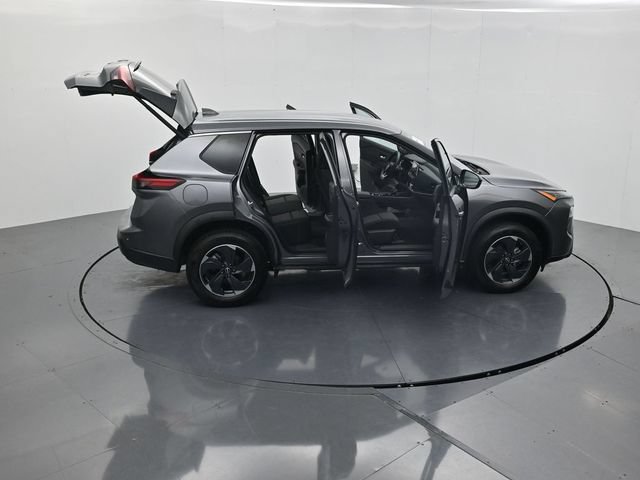 Used 2024 Nissan Rogue SV AWD/4WD image 46