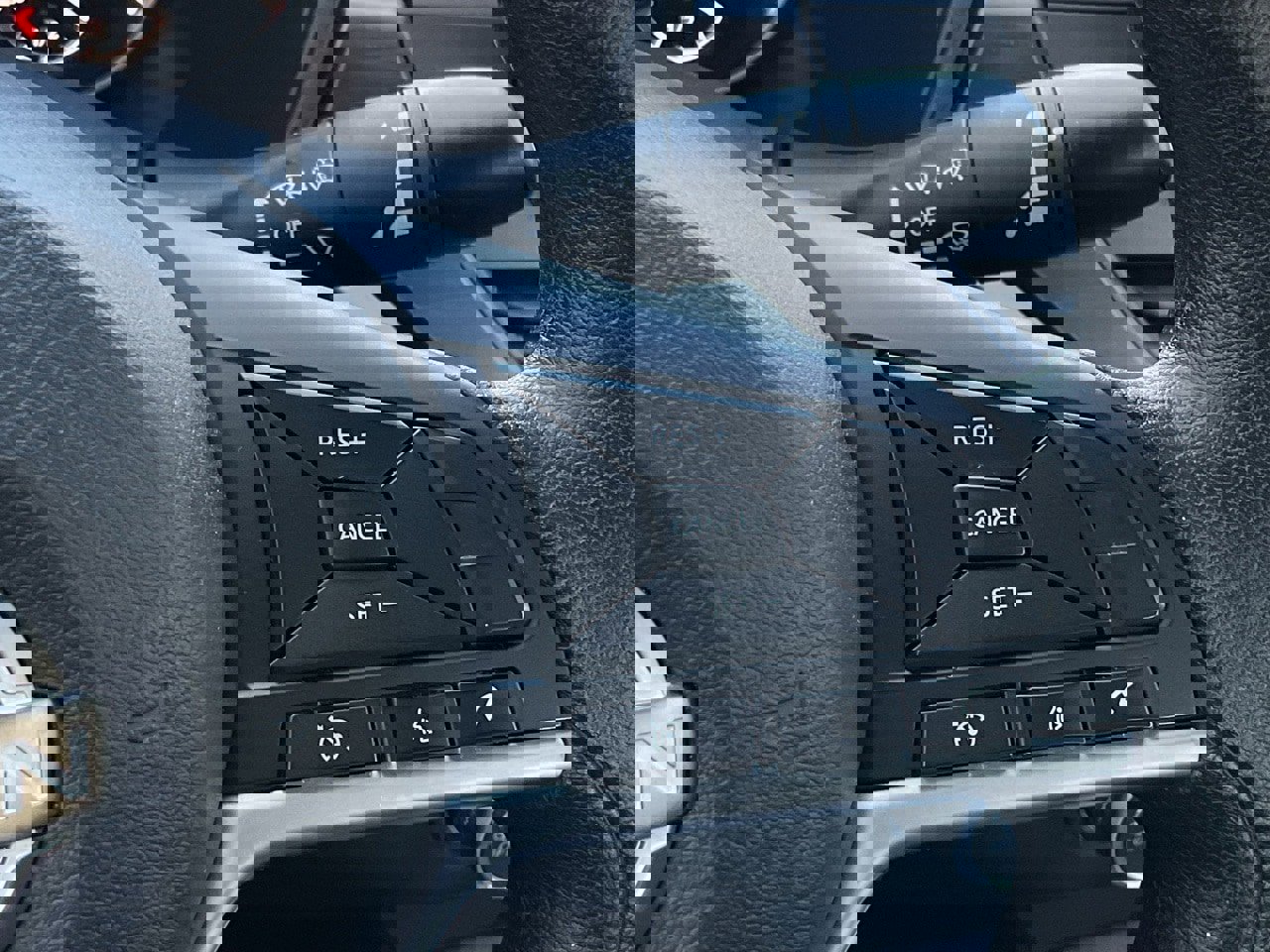 Used 2024 Nissan Altima 2.5 SV image 24