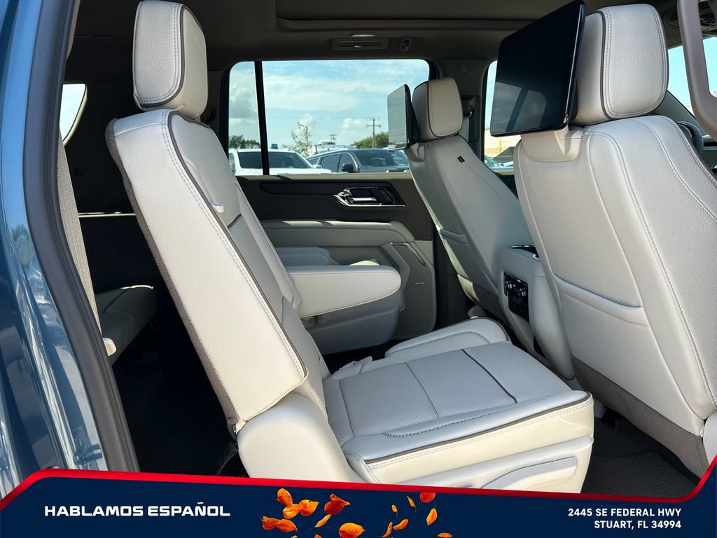 New 2026 GMC Yukon XL Denali w/ Denali Reserve Package AWD/4WD image 15