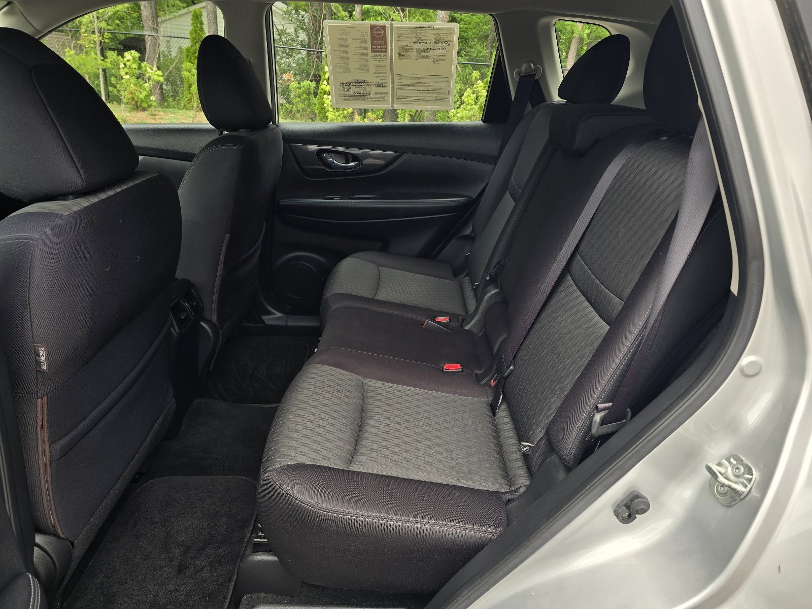 Used 2018 Nissan Rogue S AWD/4WD image 10