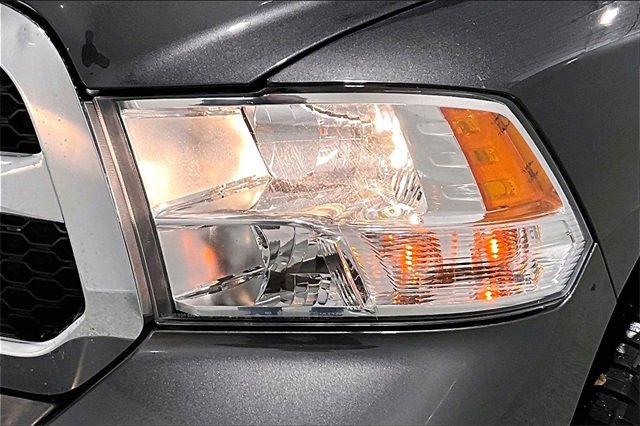 Used 2023 RAM 1500 Classic SLT image 33