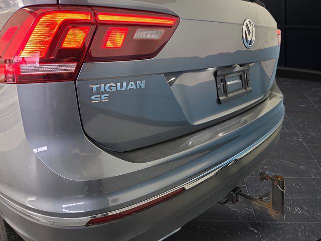 Used 2020 Volkswagen Tiguan SE w/ Panoramic Sunroof Package image 36