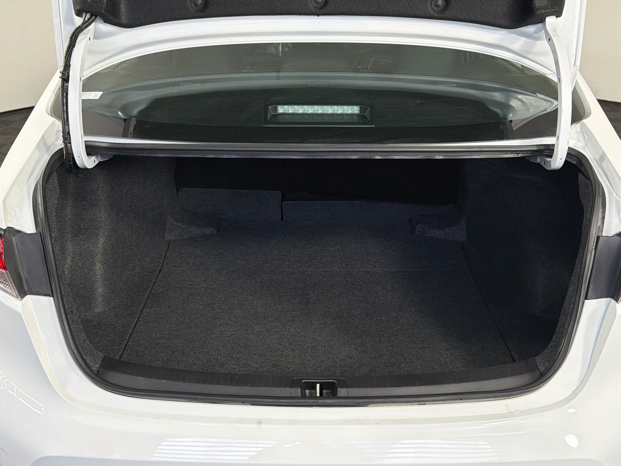 Used 2026 Toyota Corolla LE FWD image 30