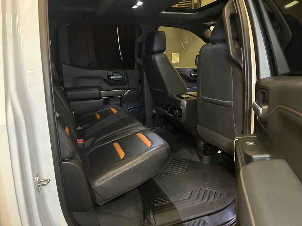 Used 2022 GMC Sierra 1500 AT4 w/ AT4 Premium Package AWD/4WD image 17
