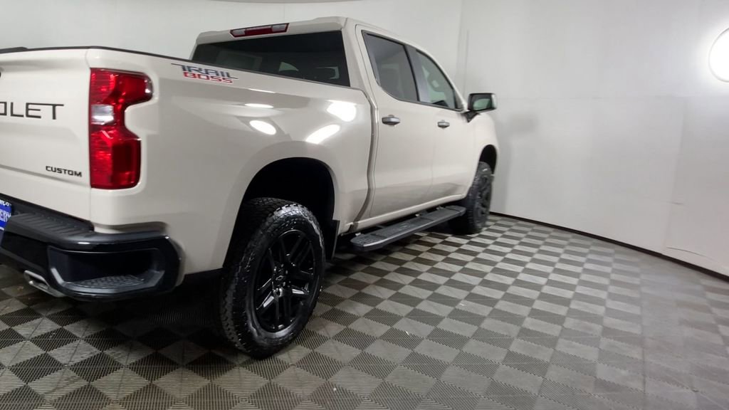 New 2026 Chevrolet Silverado 1500 Custom Trail Boss w/ LPO, Dark Essentials Package image 10