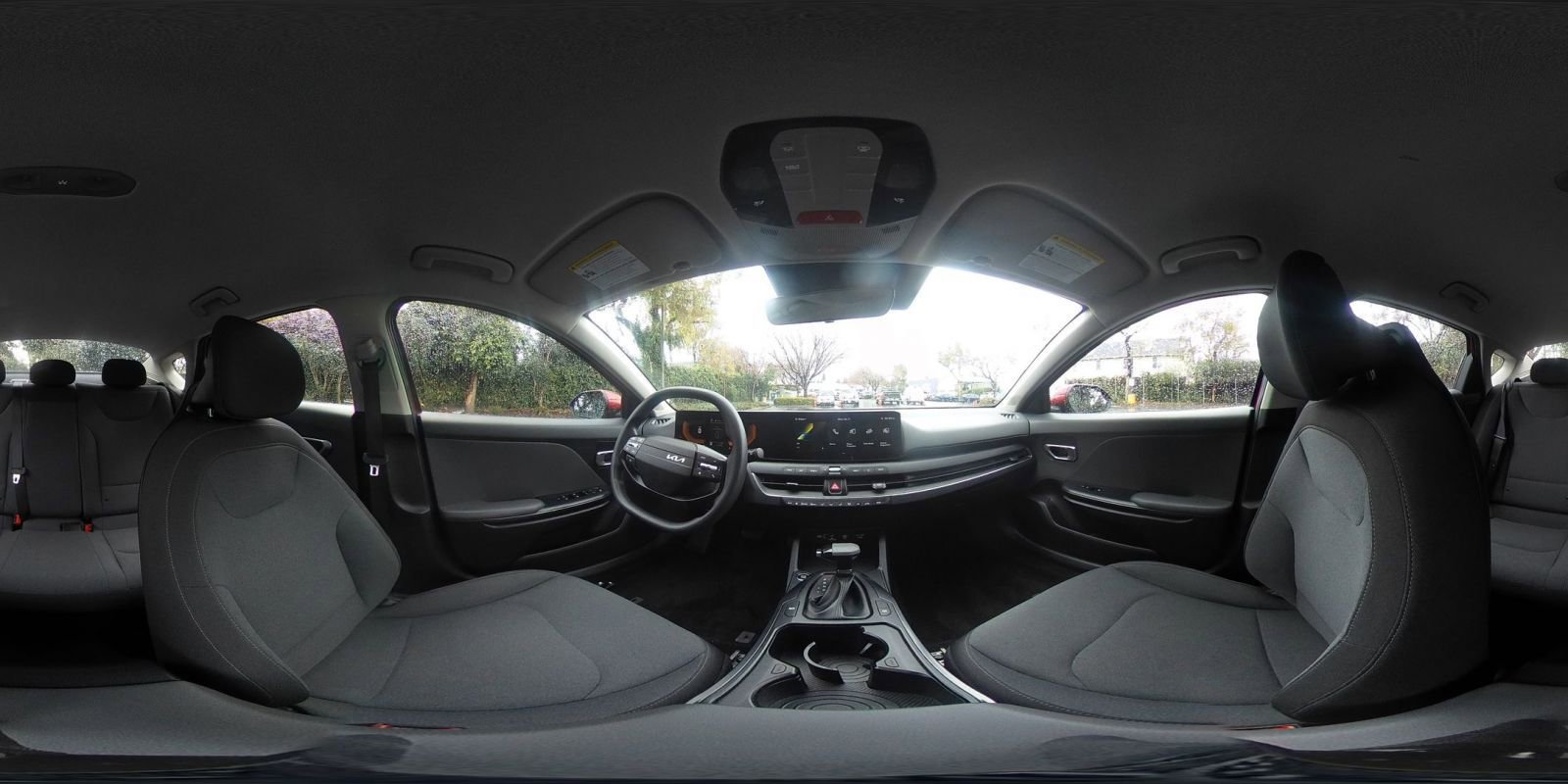 Used 2025 Kia K4 LXS image 42