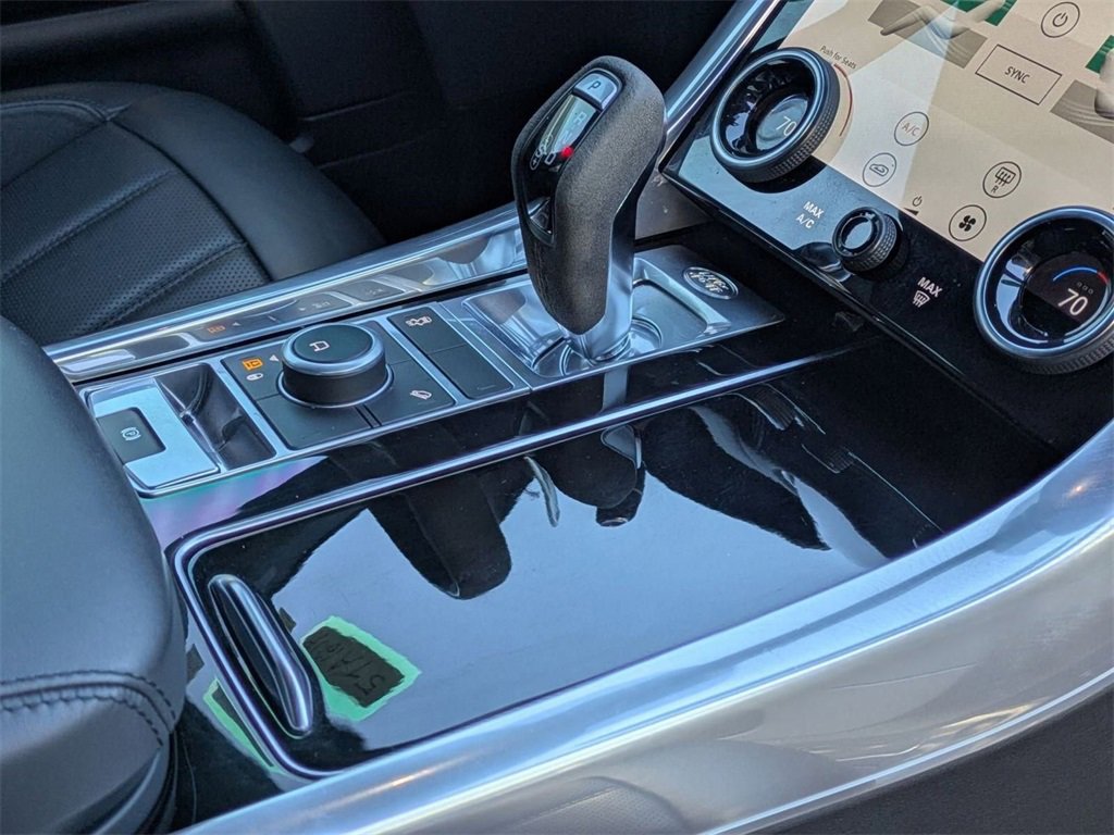 Used 2022 Land Rover Range Rover Sport HST image 19