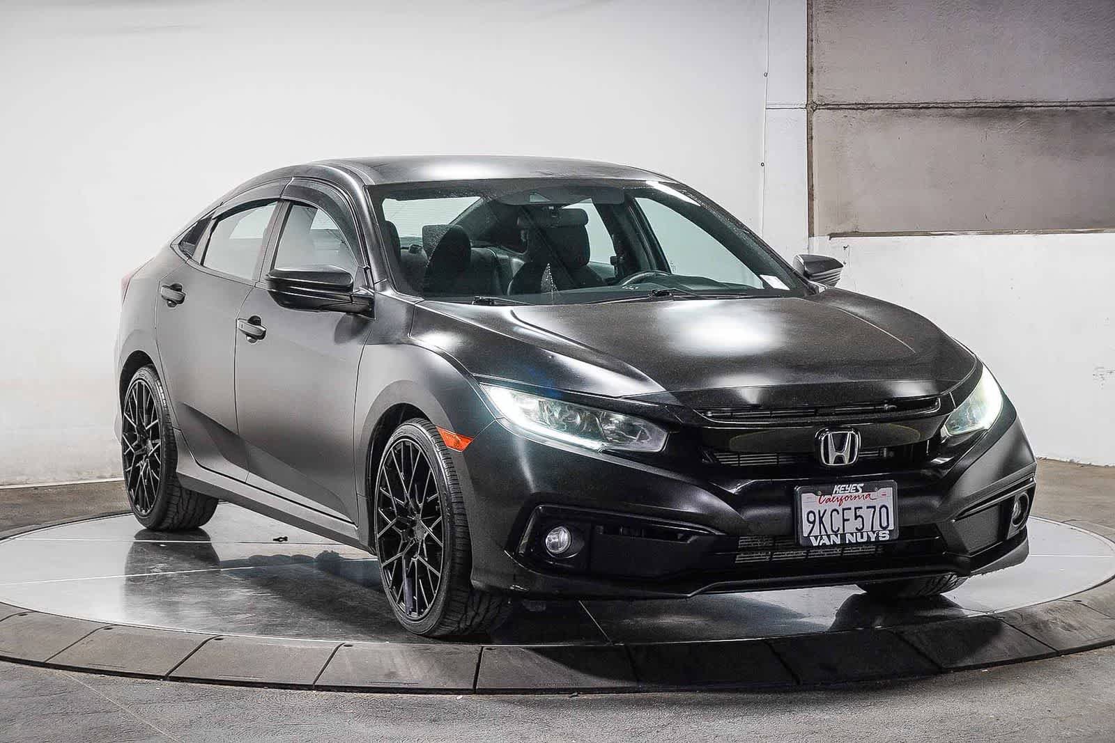Used 2019 Honda Civic Sport image 3