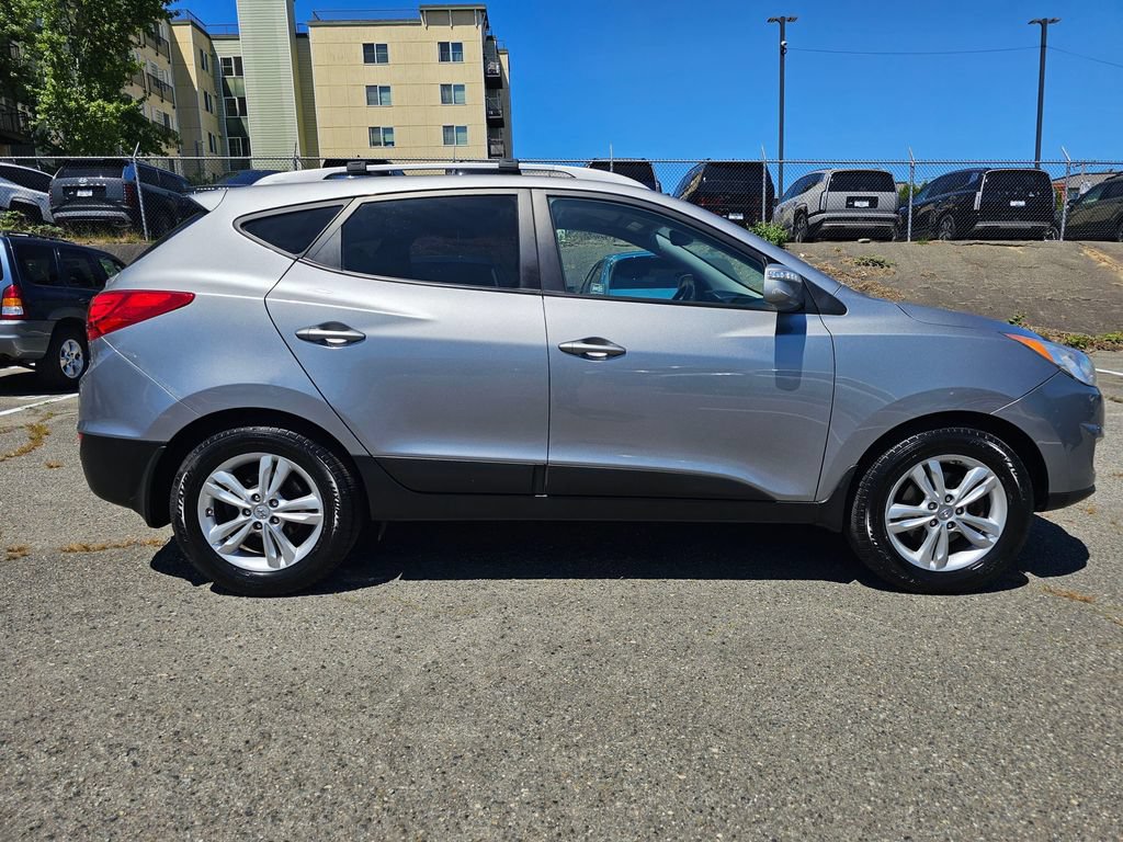 Used 2013 Hyundai Tucson GLS AWD/4WD image 9