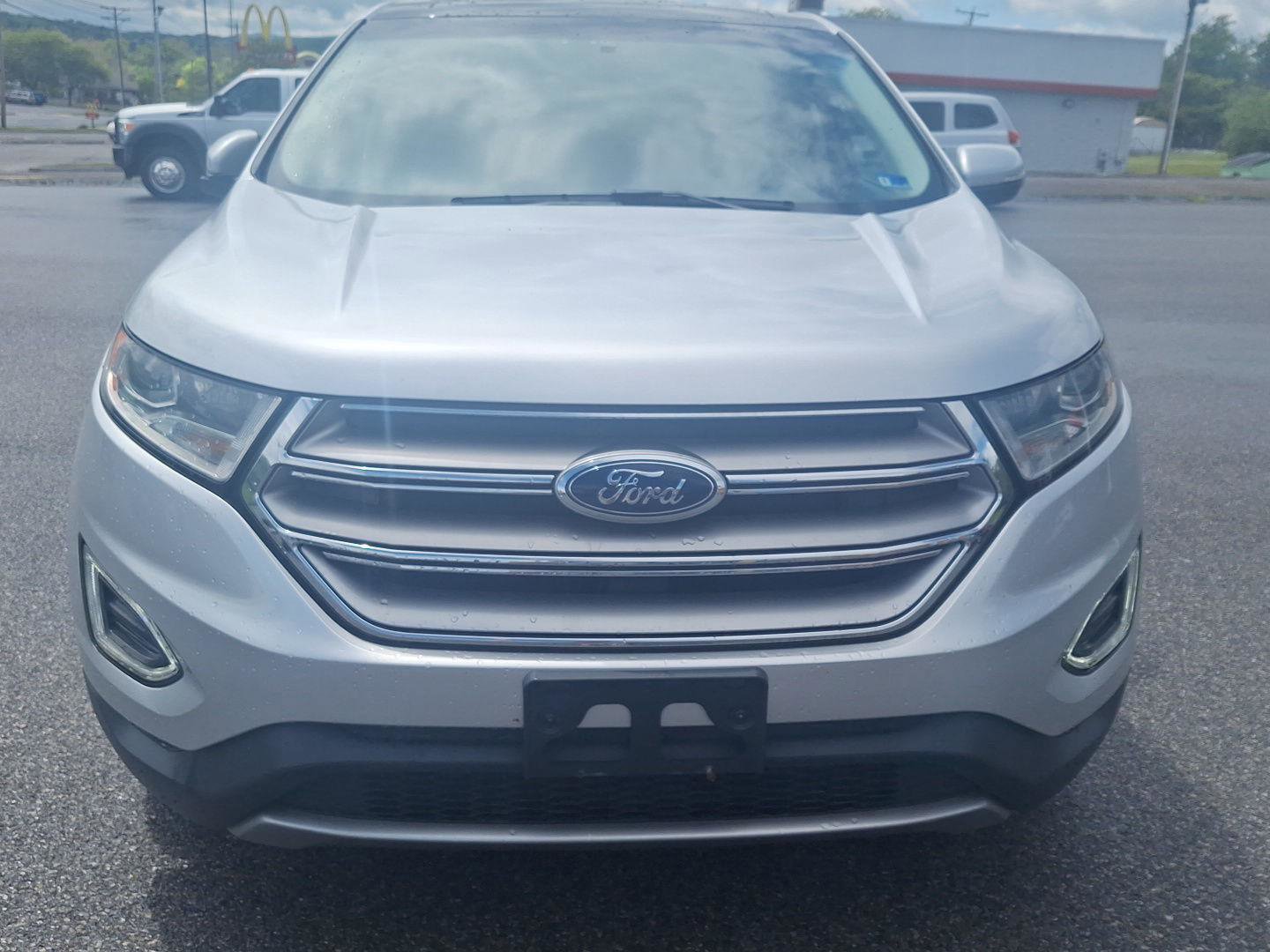 Used 2017 Ford Edge SEL w/ Equipment Group 201A AWD/4WD image 8