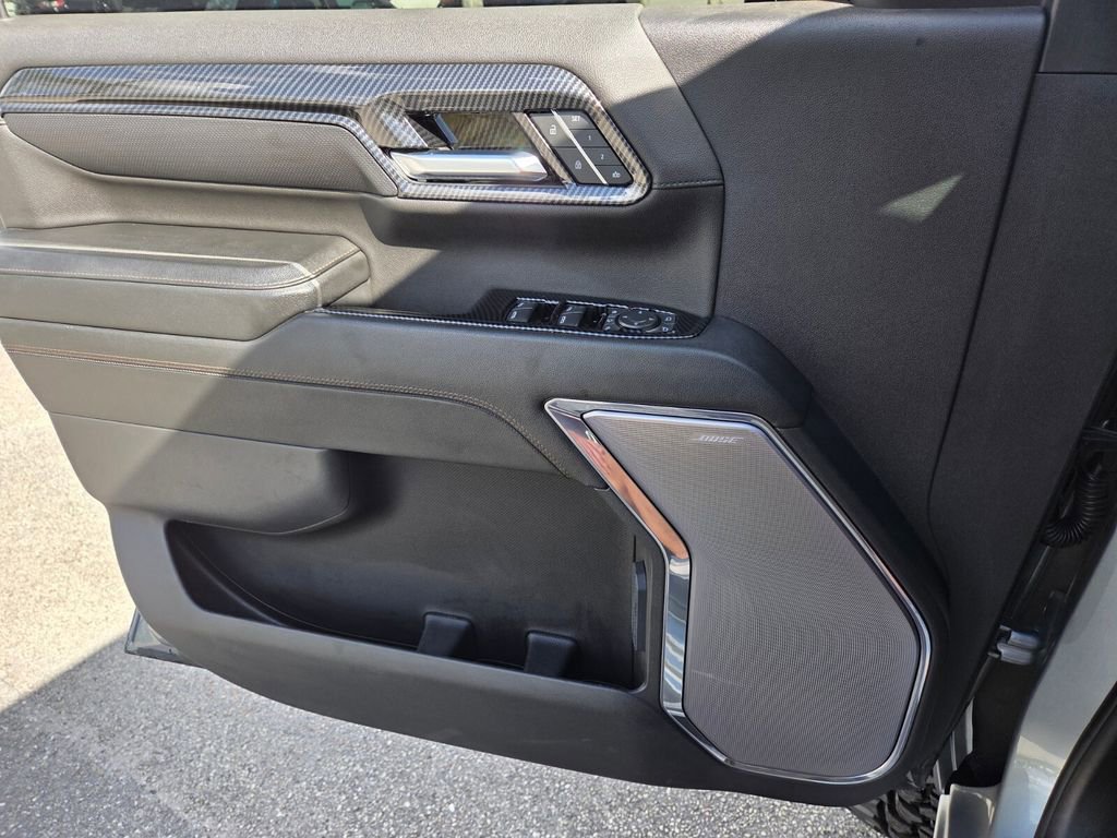 Used 2024 Chevrolet Silverado 2500 High Country w/ High Country Premium Package image 36