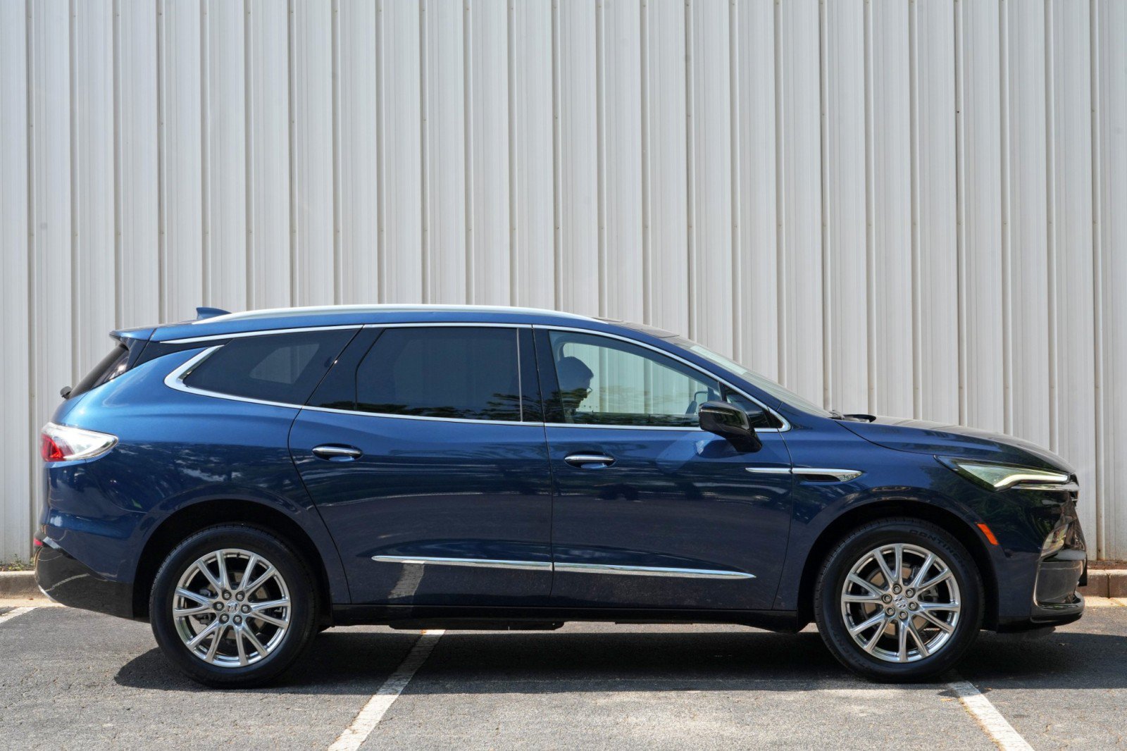 Used 2023 Buick Enclave Essence w/ Experience Buick Package FWD image 51