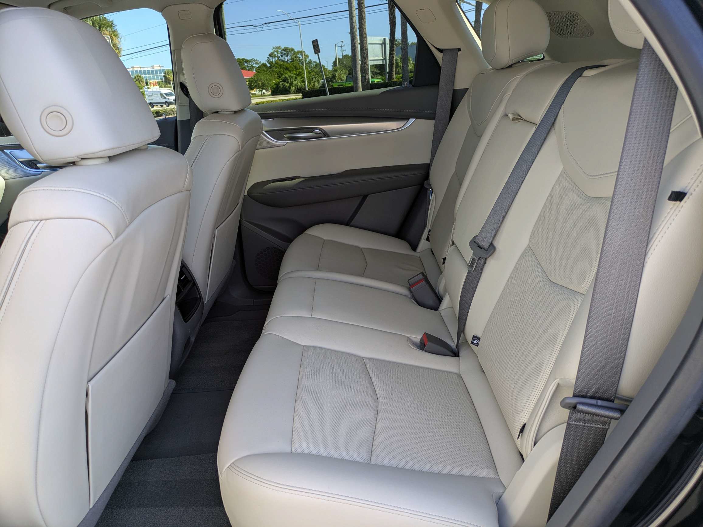 Used 2023 Cadillac XT5 Premium Luxury FWD image 11