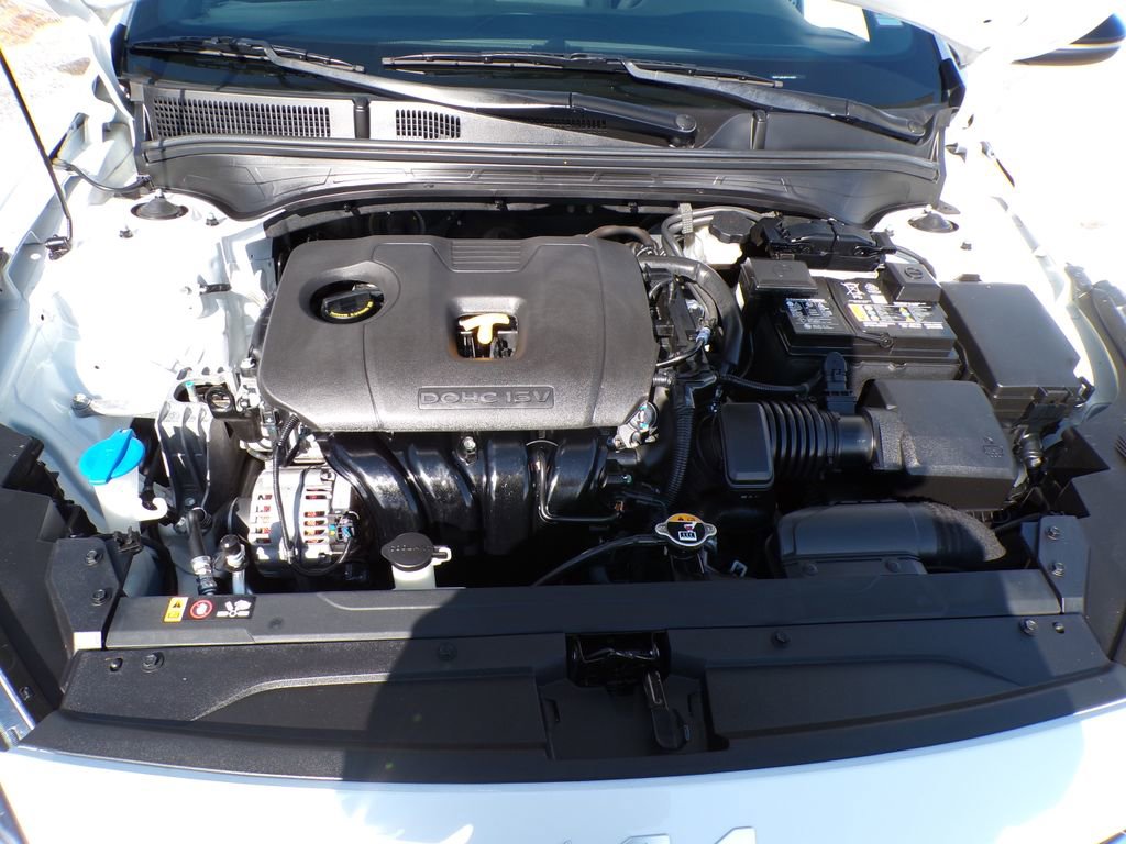 Used 2023 Kia Forte GT-Line w/ GT-Line Premium Package FWD image 32