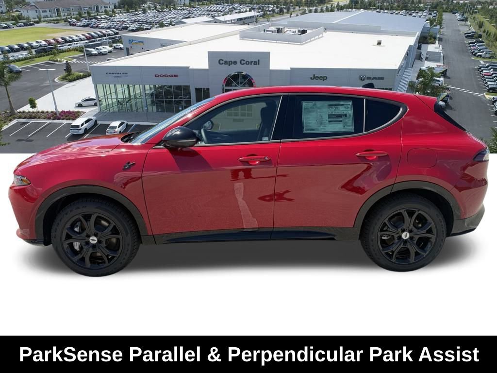 New 2025 Dodge Hornet R/T w/ Tech Pack image 14