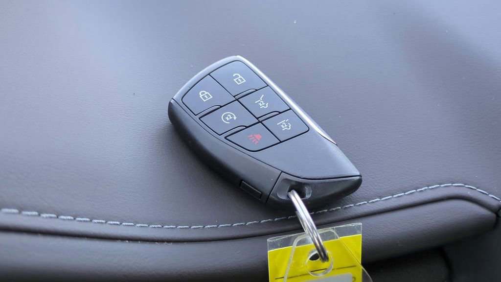 Used 2022 GMC Yukon SLT image 43