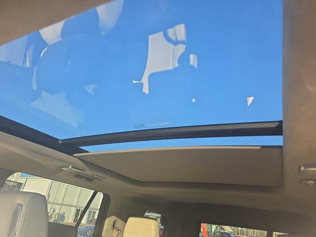 Used 2023 Cadillac Escalade Sport Platinum image 6