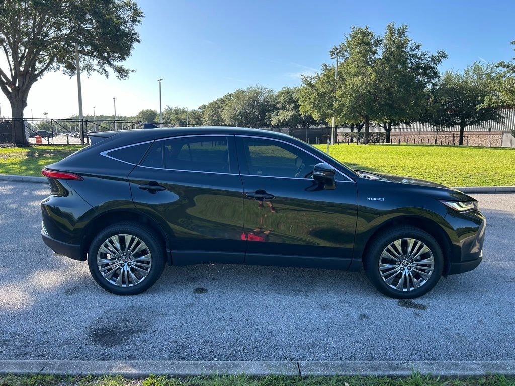 Used 2021 Toyota Venza Limited w/ Advanced Technology Package AWD/4WD image 7