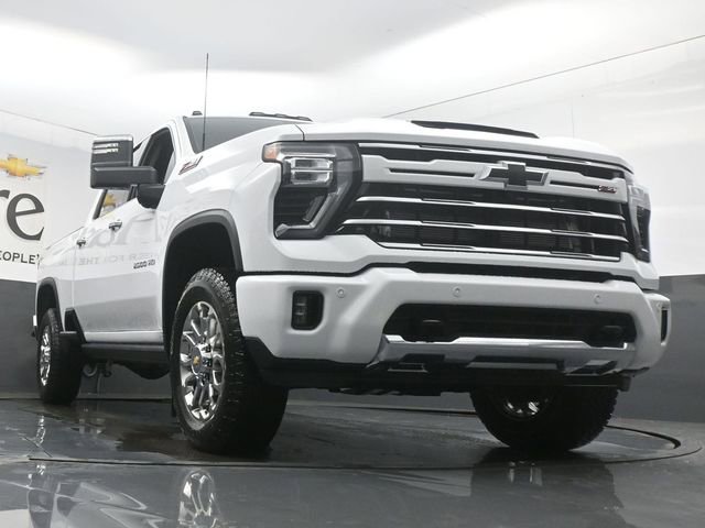 New 2026 Chevrolet Silverado 2500 LTZ w/ Z71 Chrome Sport Edition image 3