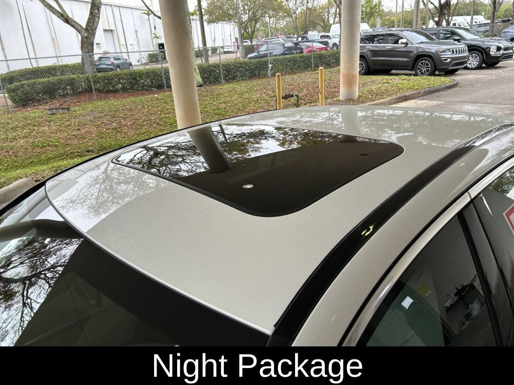 Used 2024 Mercedes-Benz C 300 Sedan image 16