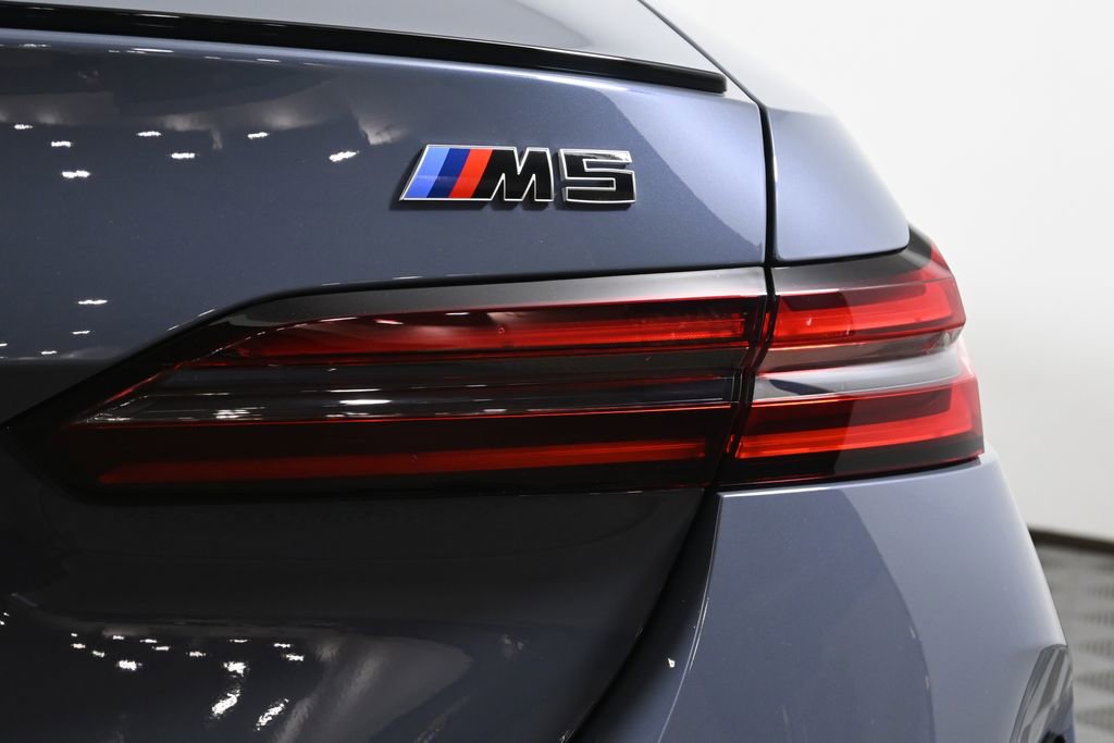 New 2026 BMW M5 w/ Executive Package AWD/4WD image 13