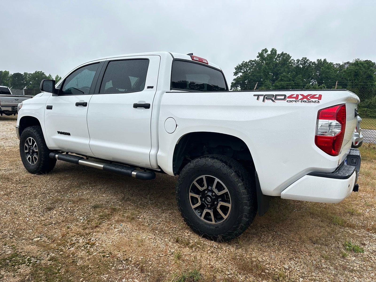 Used 2020 Toyota Tundra SR5 w/ TRD Off-Road Package AWD/4WD image 2