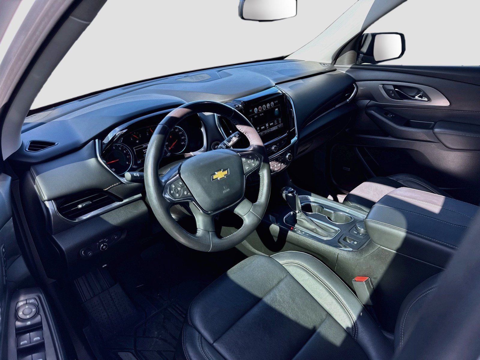 Used 2019 Chevrolet Traverse Premier w/ Redline Edition AWD/4WD image 7