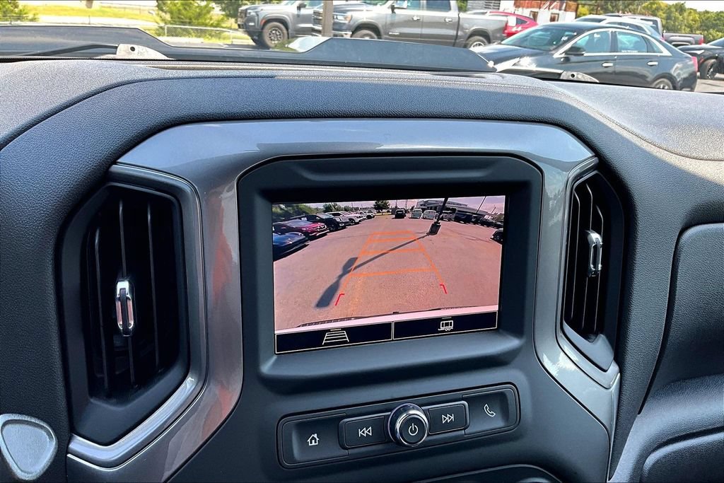 Used 2026 Chevrolet Silverado 1500 Custom Trail Boss w/ LPO, Dark Essentials Package AWD/4WD image 18