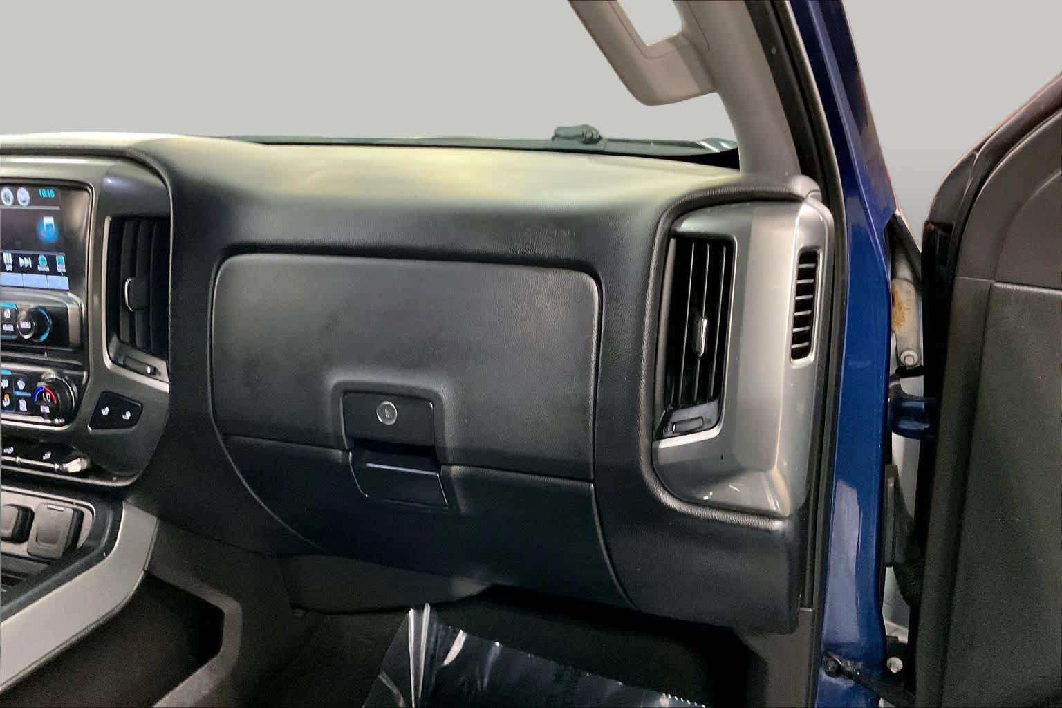 Used 2017 Chevrolet Silverado 1500 LT w/ All Star Edition AWD/4WD image 18