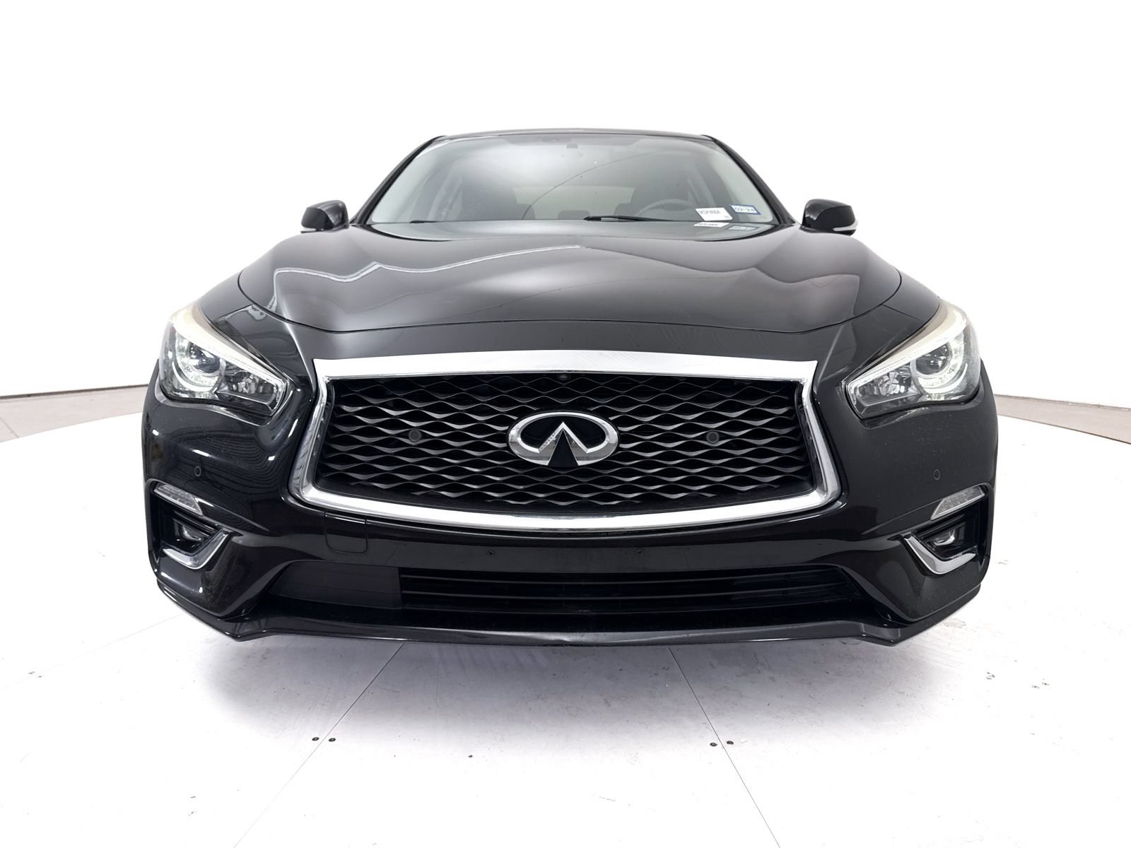 Used 2018 INFINITI Q50 Luxe w/ Essential Package (3.0T Luxe) RWD image 14