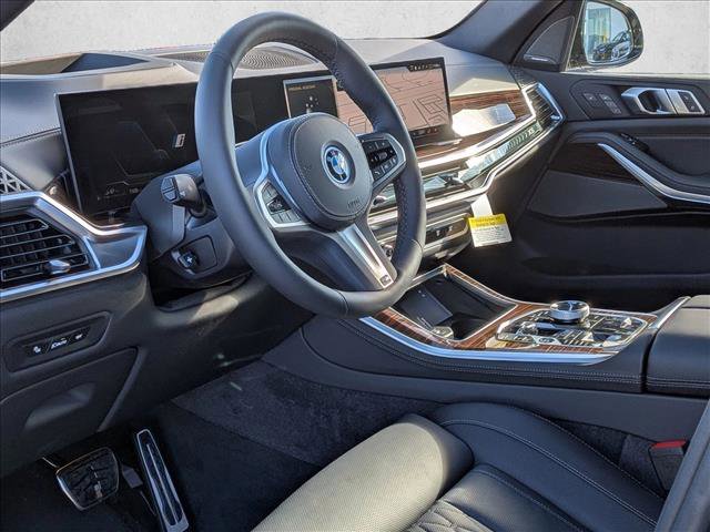 New 2026 BMW X5 xDrive50e w/ Executive Package image 3