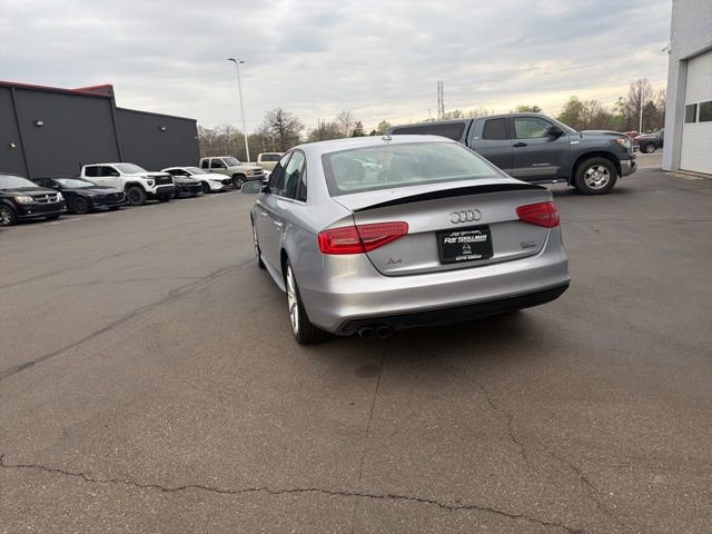 Used 2015 Audi A4 2.0T Premium image 11