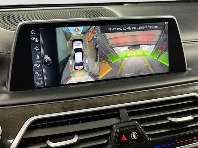 Used 2016 BMW 750i xDrive image 14