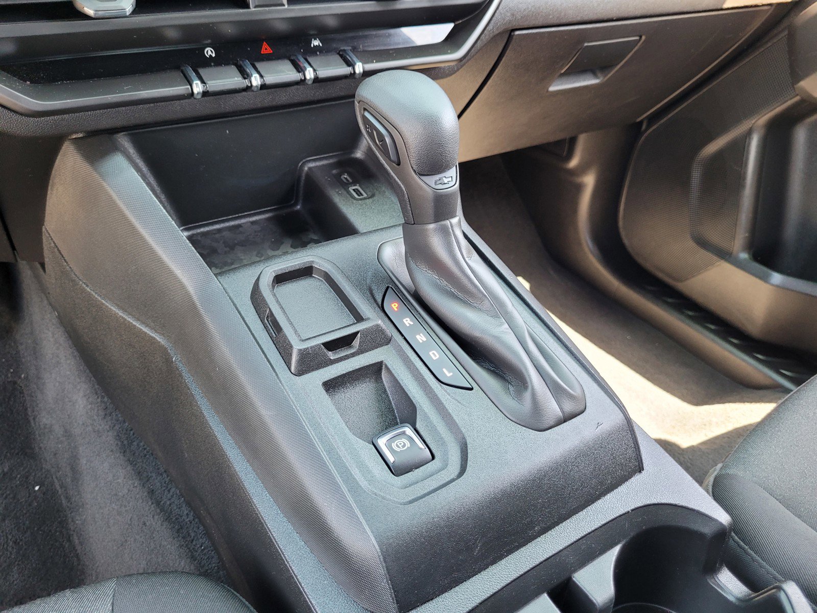 Used 2024 Chevrolet Colorado W/T RWD image 20