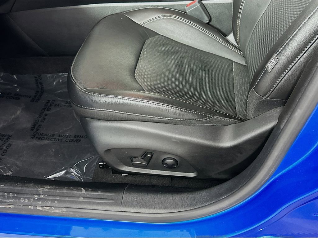 Certified 2023 Jeep Compass Latitude image 29