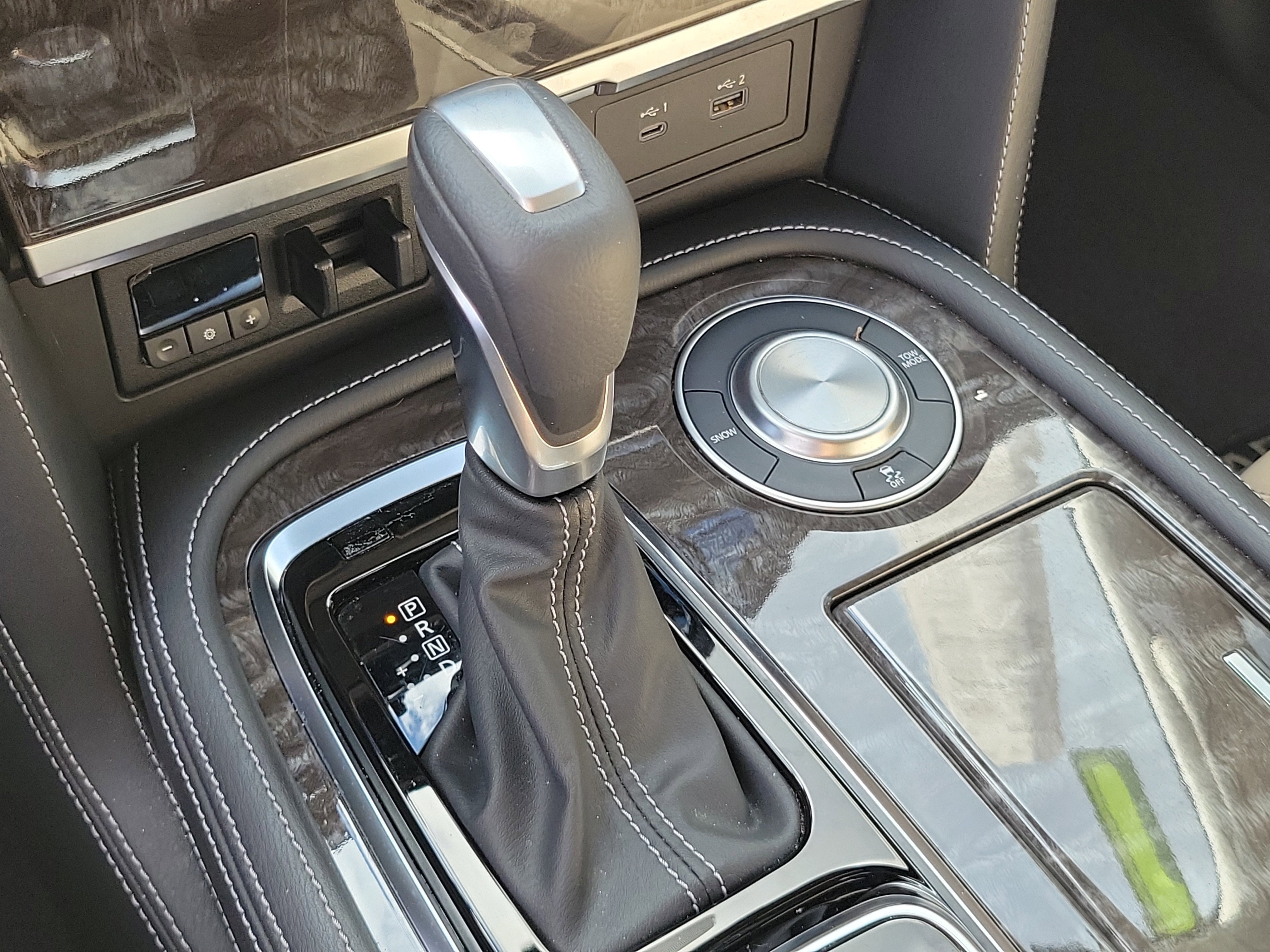 Used 2021 Nissan Armada Platinum w/ Captain's Chairs Package image 23