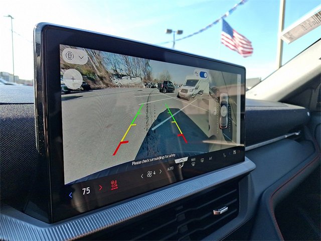 Used 2025 Ford Explorer ST image 19