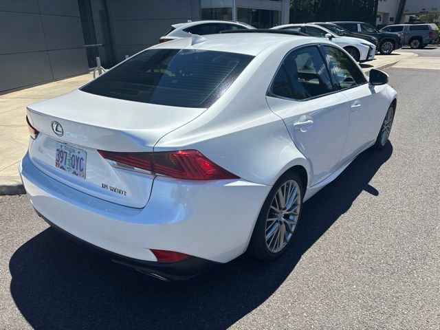 Used 2017 Lexus IS 200t RWD image 5