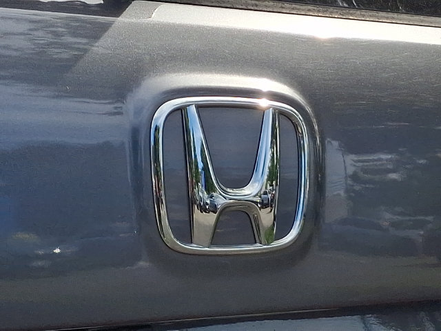 Used 2017 Honda Pilot Touring image 36