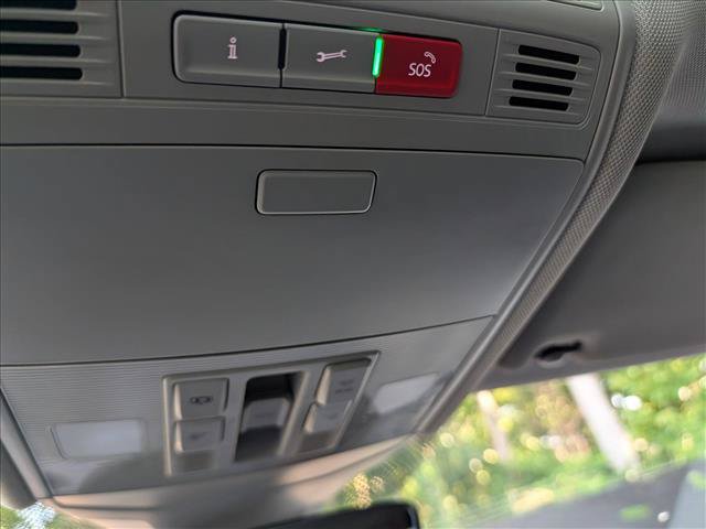 Used 2022 Volkswagen Jetta SE FWD image 32