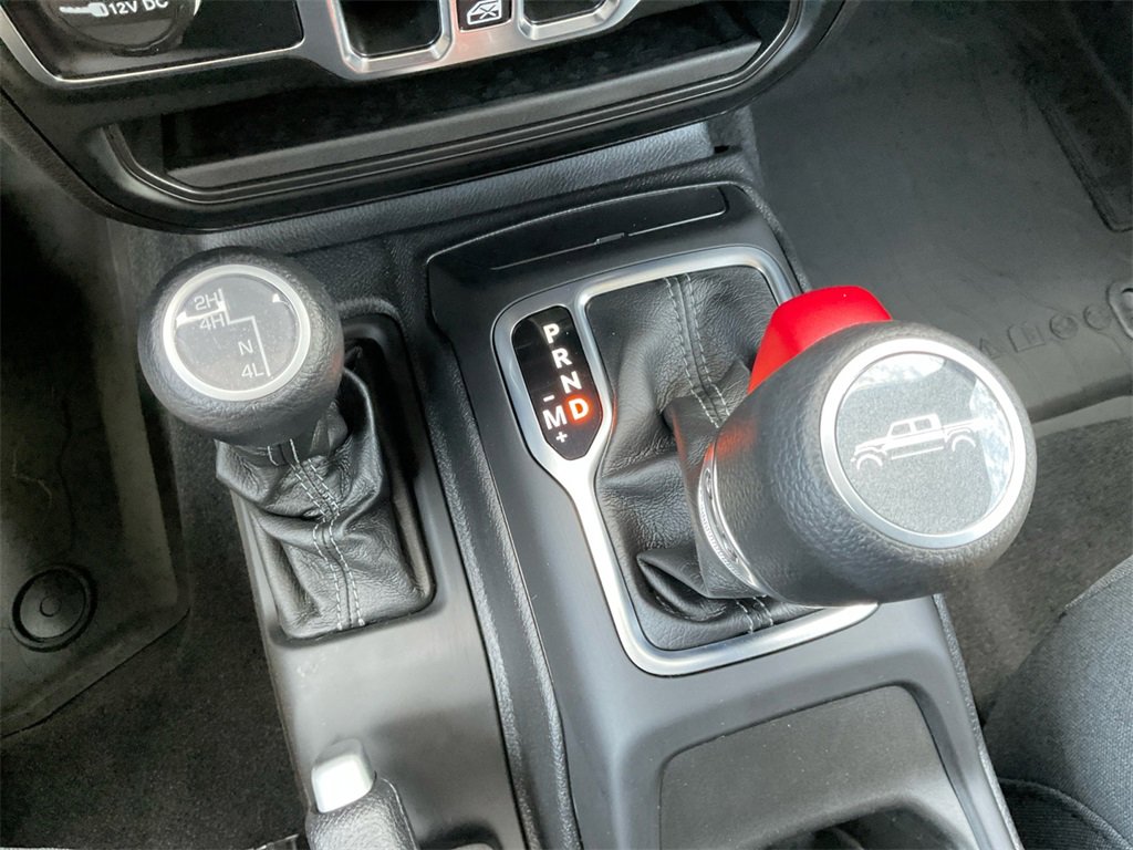 New 2025 Jeep Gladiator Sport image 20