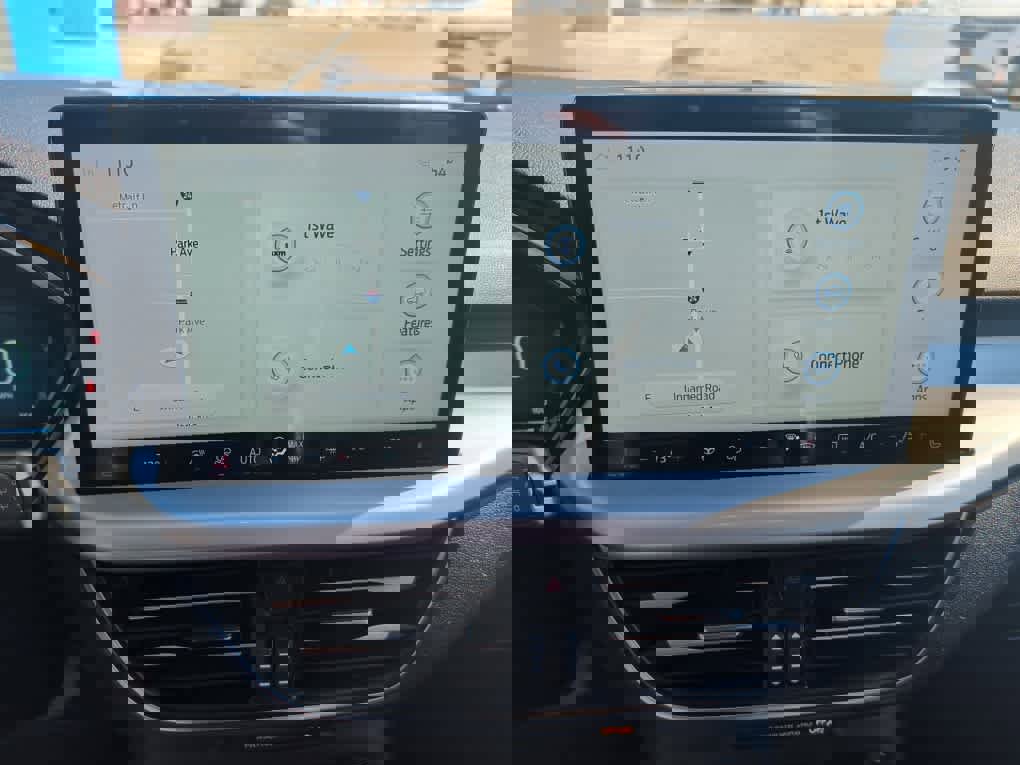 Used 2023 Ford Escape Platinum image 29